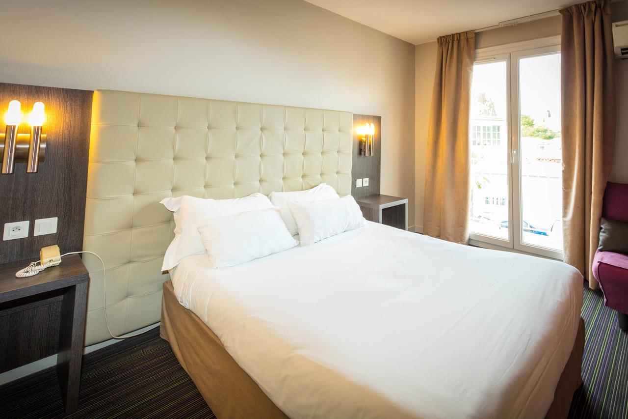 Hotel The Originals Perpignan Sud Le Grillon D'Or Le Boulou Exterior foto